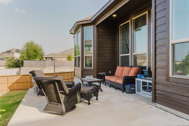 12184 Tower Forest, San Antonio, TX 78253