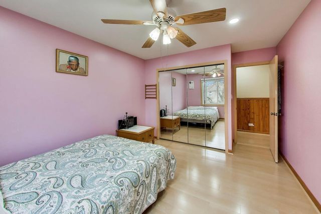 1021 Warwick Circle S, Hoffman Estates, IL 60169