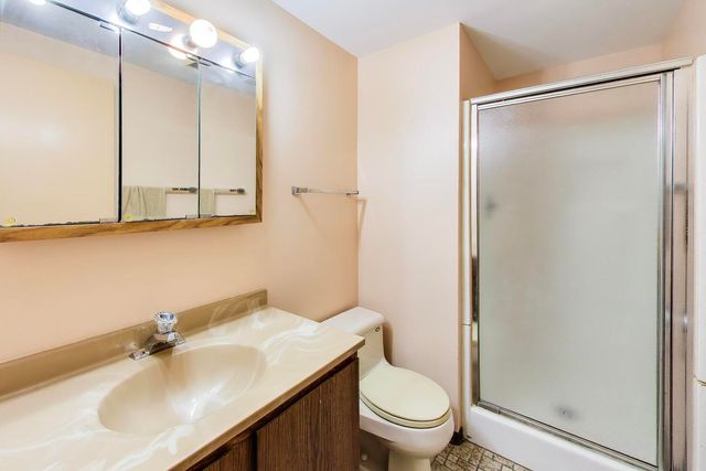 1021 Warwick Circle S, Hoffman Estates, IL 60169