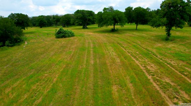 2550 York Creek Rd, New Braunfels, TX 78130