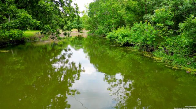 2550 York Creek Rd, New Braunfels, TX 78130