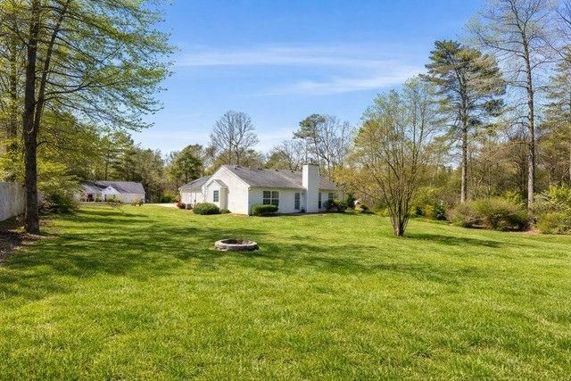 238 Ivy Hills Circle, Mount Airy, GA 30563