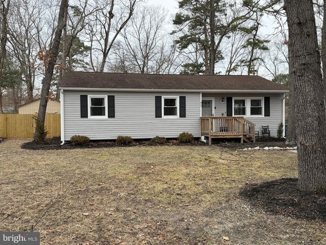 211 KINGS LN, Williamstown, NJ 08094