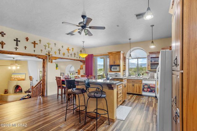 11361 S Lava Peak Avenue, Vail, AZ 85641