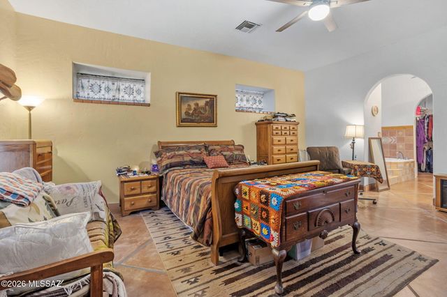 11361 S Lava Peak Avenue, Vail, AZ 85641