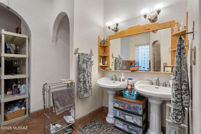 11361 S Lava Peak Avenue, Vail, AZ 85641