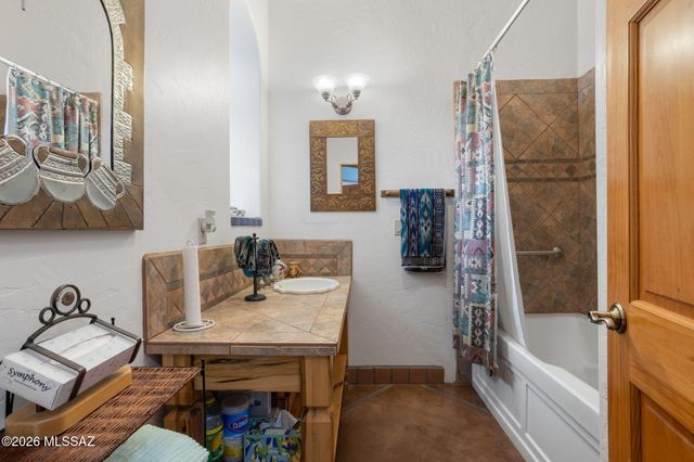 11361 S Lava Peak Avenue, Vail, AZ 85641