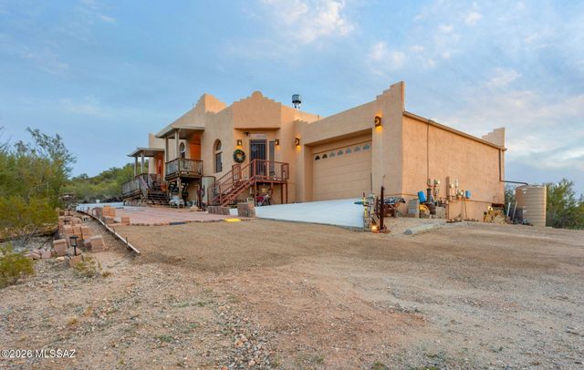 11361 S Lava Peak Avenue, Vail, AZ 85641