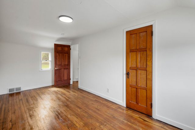 276 E Miller AVENUE, Munhall, PA 15120