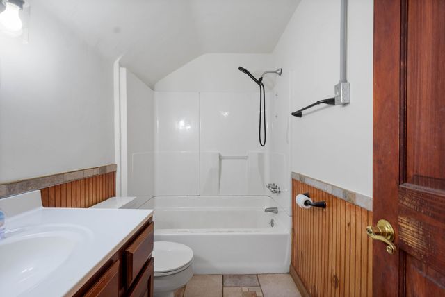 276 E Miller AVENUE, Munhall, PA 15120