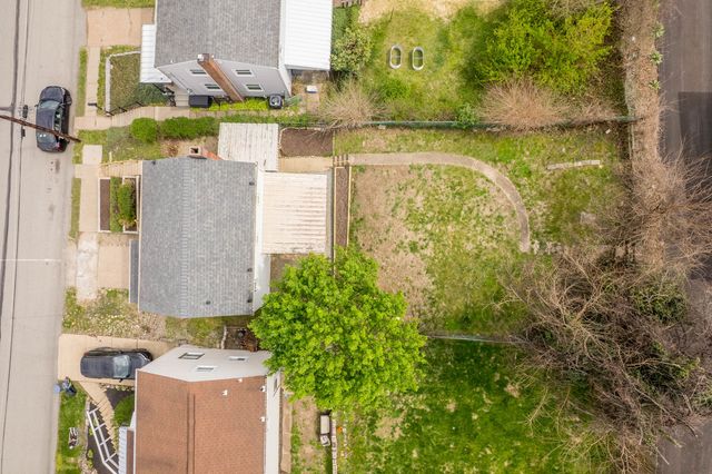 276 E Miller AVENUE, Munhall, PA 15120