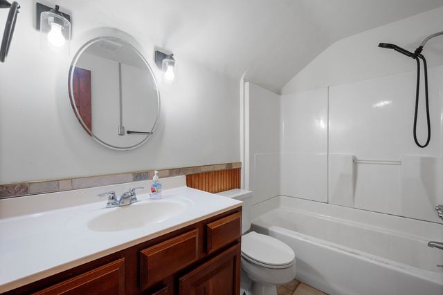 276 E Miller AVENUE, Munhall, PA 15120