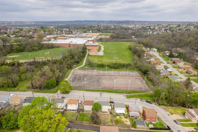 276 E Miller AVENUE, Munhall, PA 15120