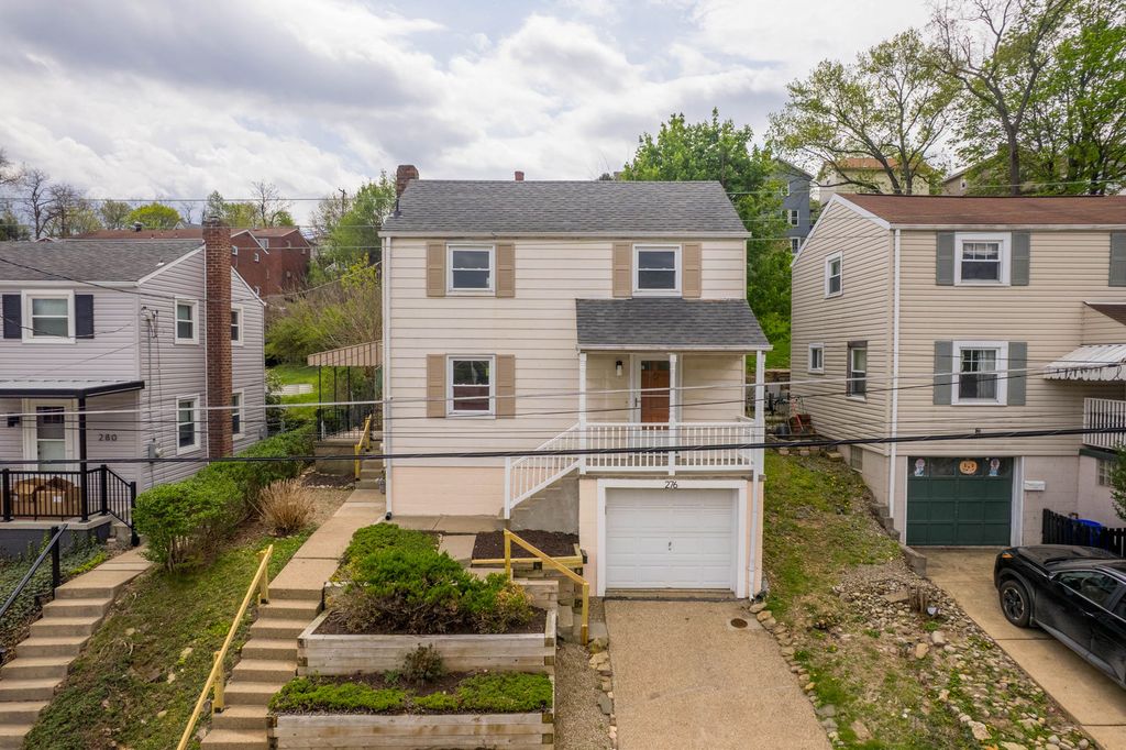 276 E Miller AVENUE, Munhall, PA 15120