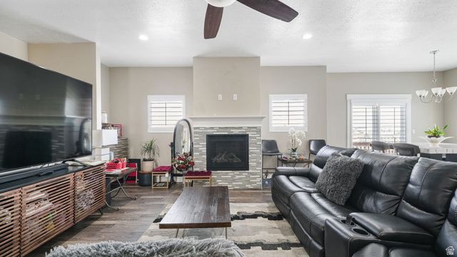 7232 W LUMINOUS WAY, West Valley City, UT 84081