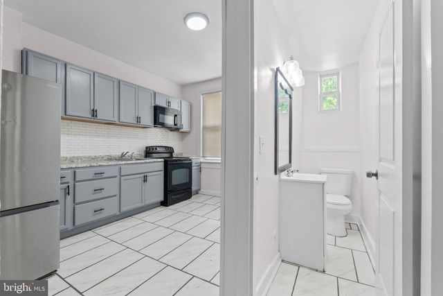 2722 BAKER ST, Baltimore, MD 21216