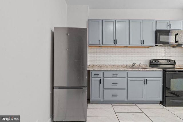 2722 BAKER ST, Baltimore, MD 21216