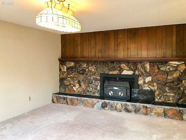 1649 Nw MARTIN Ave, Roseburg, OR 97471