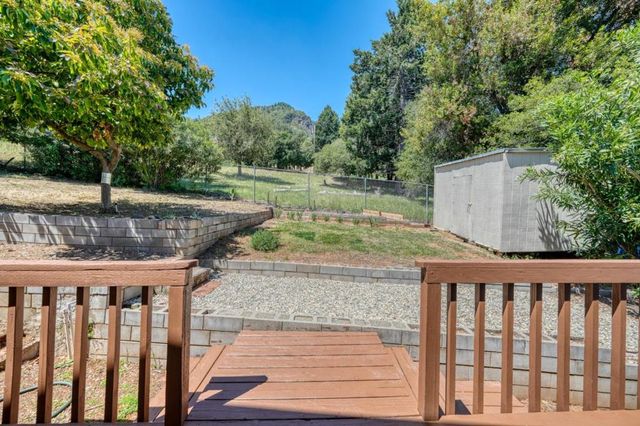3401 Riviera West Drive, Kelseyville, CA 95451