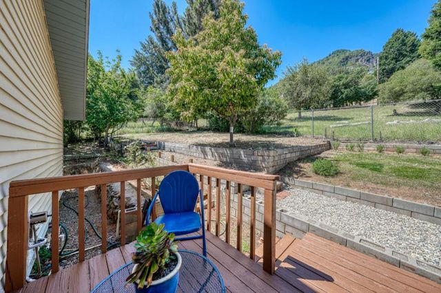 3401 Riviera West Drive, Kelseyville, CA 95451