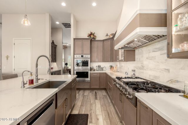 39024 N 11TH Avenue, Phoenix, AZ 85086