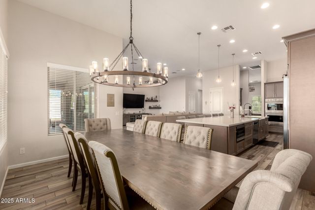 39024 N 11TH Avenue, Phoenix, AZ 85086