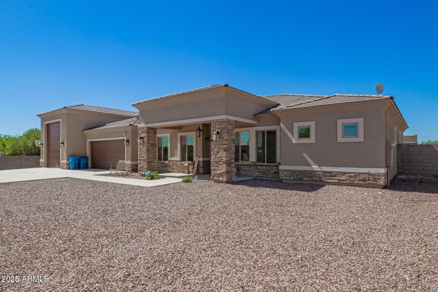 39024 N 11TH Avenue, Phoenix, AZ 85086