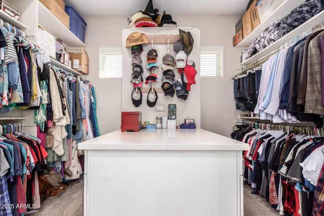 39024 N 11TH Avenue, Phoenix, AZ 85086