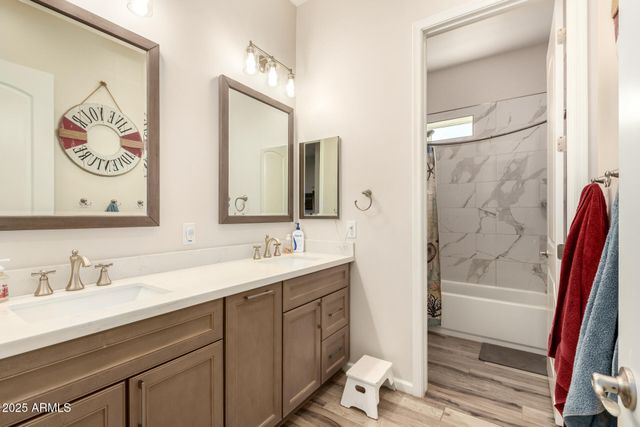 39024 N 11TH Avenue, Phoenix, AZ 85086