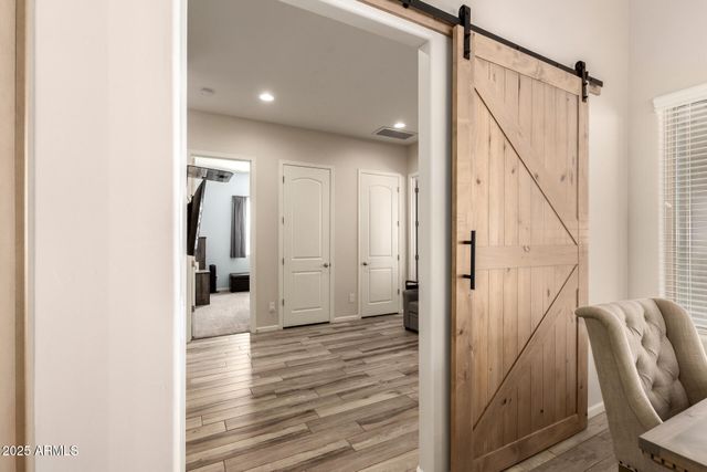 39024 N 11TH Avenue, Phoenix, AZ 85086