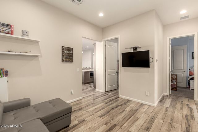 39024 N 11TH Avenue, Phoenix, AZ 85086