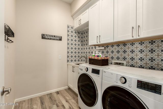 39024 N 11TH Avenue, Phoenix, AZ 85086