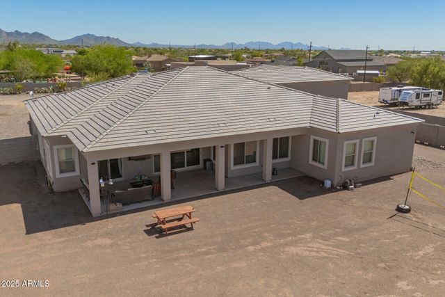 39024 N 11TH Avenue, Phoenix, AZ 85086