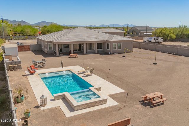 39024 N 11TH Avenue, Phoenix, AZ 85086