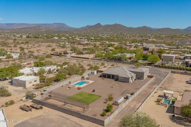 39024 N 11TH Avenue, Phoenix, AZ 85086