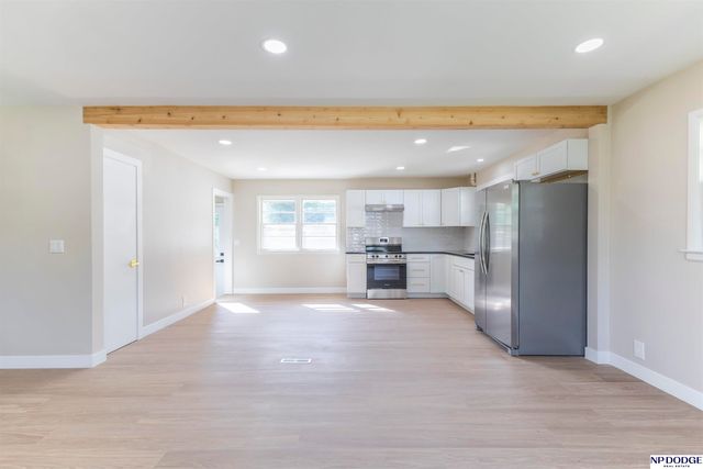 4451 Ellison Avenue, Omaha, NE 68111