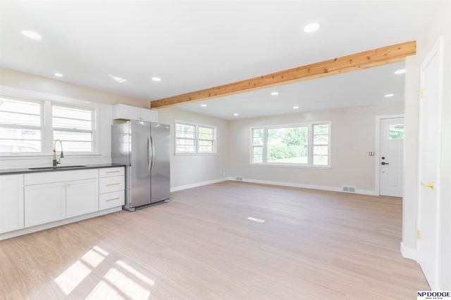 4451 Ellison Avenue, Omaha, NE 68111