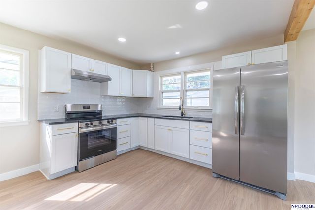 4451 Ellison Avenue, Omaha, NE 68111