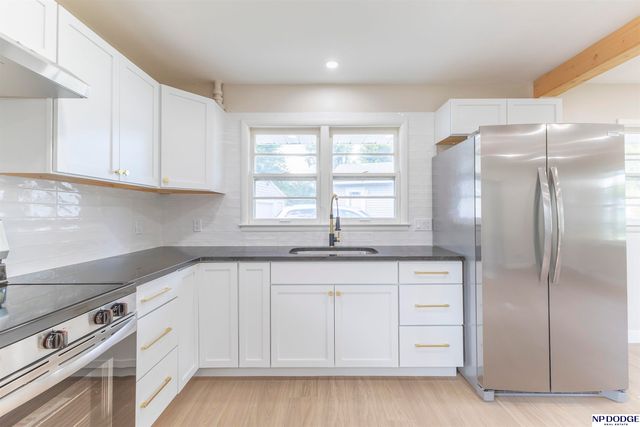 4451 Ellison Avenue, Omaha, NE 68111