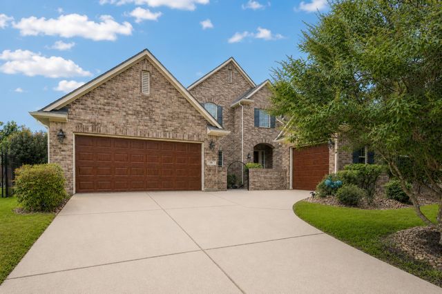 15 Verdin Place, The Woodlands, TX 77389