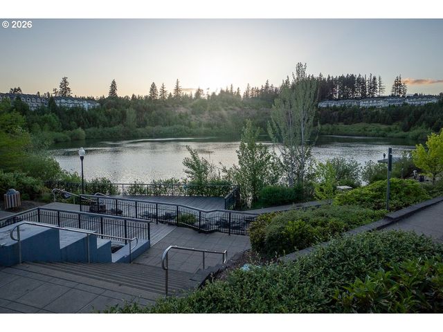 16075 Sw WHISTLING SWAN Ln, Beaverton, OR 97007