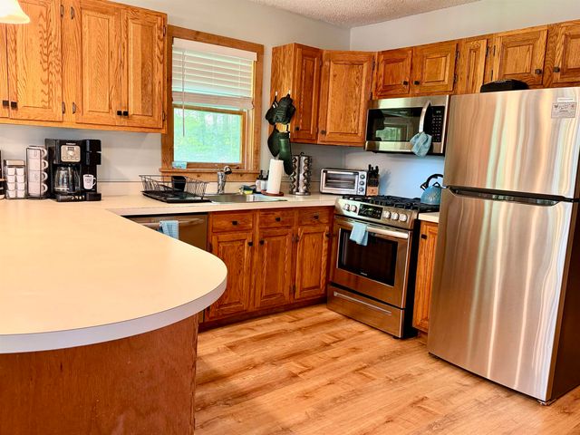 6 Outer Limit Lane, Wilmington, VT 05363