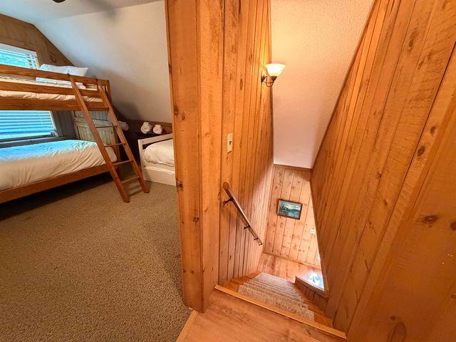 6 Outer Limit Lane, Wilmington, VT 05363
