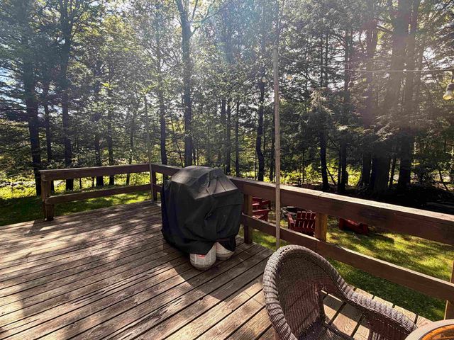 6 Outer Limit Lane, Wilmington, VT 05363