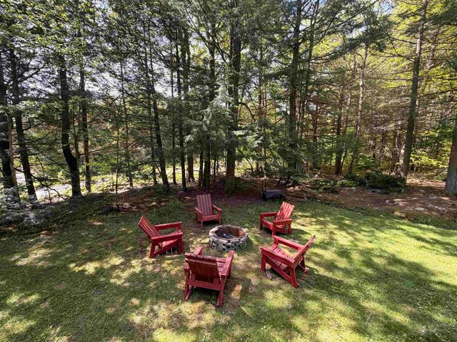 6 Outer Limit Lane, Wilmington, VT 05363