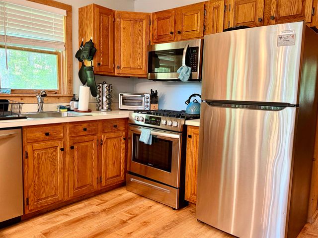 6 Outer Limit Lane, Wilmington, VT 05363