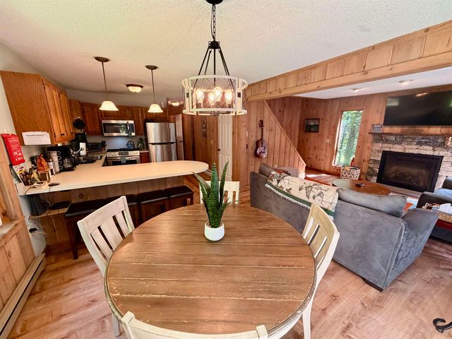 6 Outer Limit Lane, Wilmington, VT 05363
