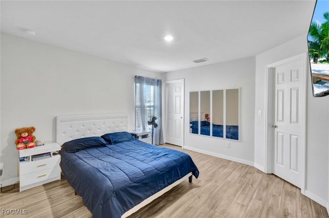 3823 SW 8th CT, Cape Coral, FL 33914