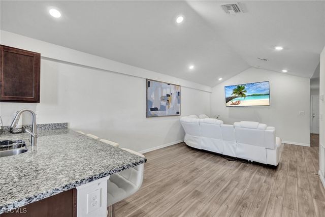 3823 SW 8th CT, Cape Coral, FL 33914