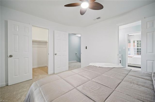 1056 Still Harbor CIR, Chesapeake, VA 23320